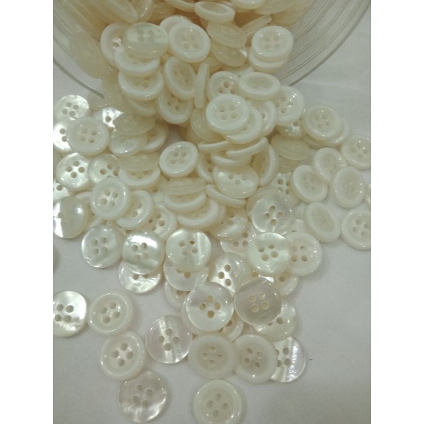 Cúc nhựa. Gói 20_50_100 cúc. Cỡ size từ 1.4cm đến 1.5cm