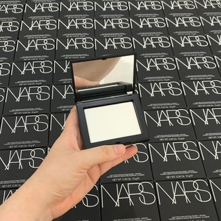 Phấn phủ nén thuỷ tinh Nars Light Reflecting Pressed Setting Powder Translucent