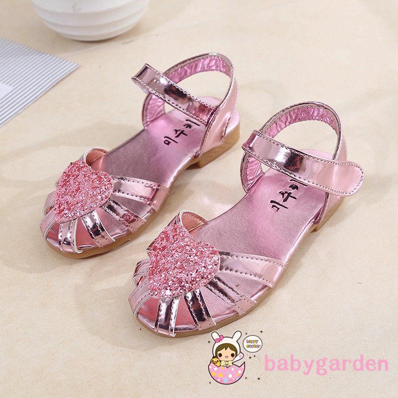 Giày sandal dự tiệc kiểu dáng công chúa cho bé gái