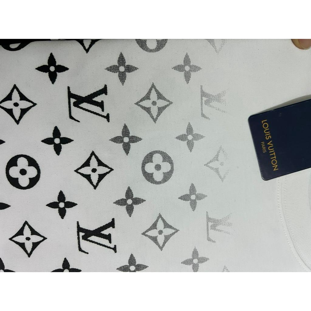 Áo thun LV Louis.Vuiton in hoa tiết cham form rộng Cotton dày dặn phong cách, độc đáo nam nữ