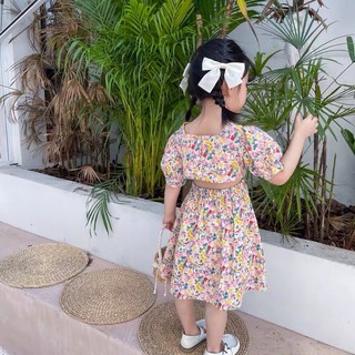 váy hoa 3 cúc lưng hở eo bé gái