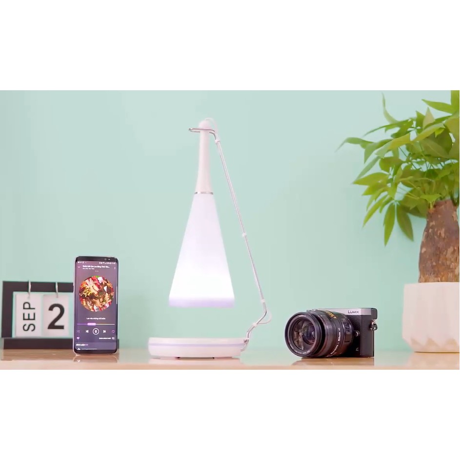 Đèn bàn cảm ứng 3 trong 1 Music Lamp: Đèn, Loa Bluetooth, Sạc không dây