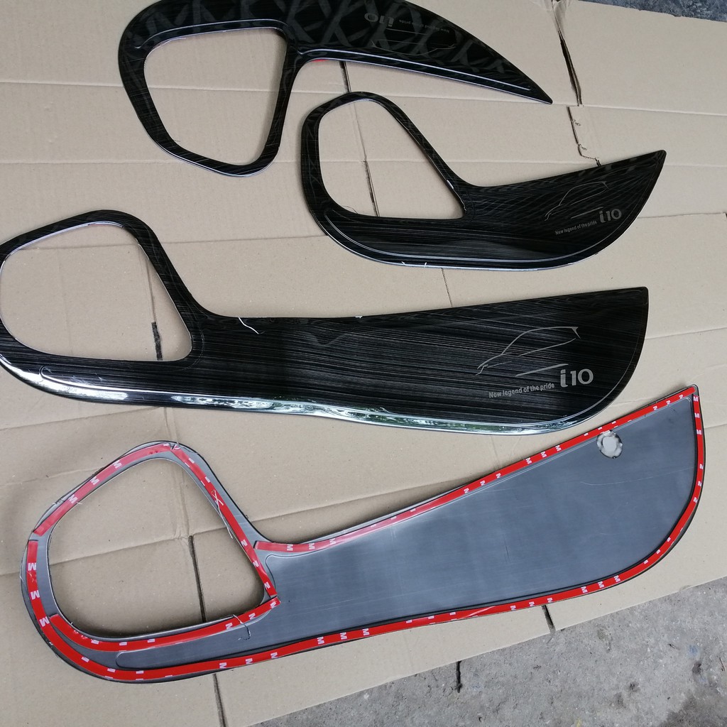 Bộ ốp tapli cánh cửa Titan cho xe Hyundai I10 form 2019 - 2021