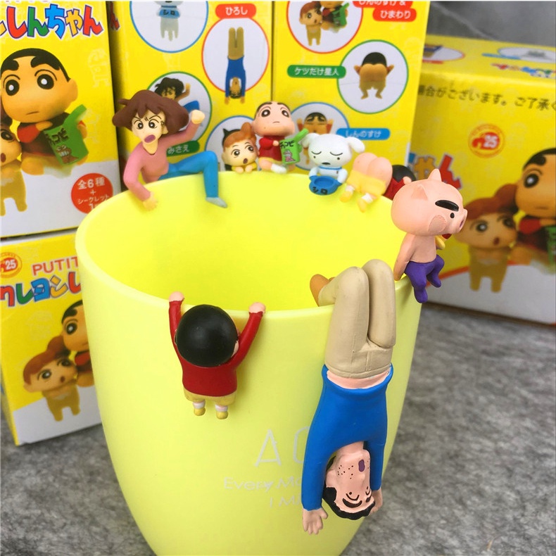 Set 2 cốc hình cậu bé bút chì Shin Chan kỷ niệm 25 năm