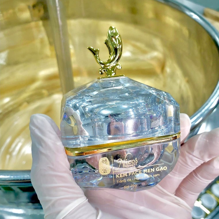 Kem Face Men Gạo Nicos dưỡng trắng da ngừa thâm sạm se khít lỗ chân lông 25g + Tặng body