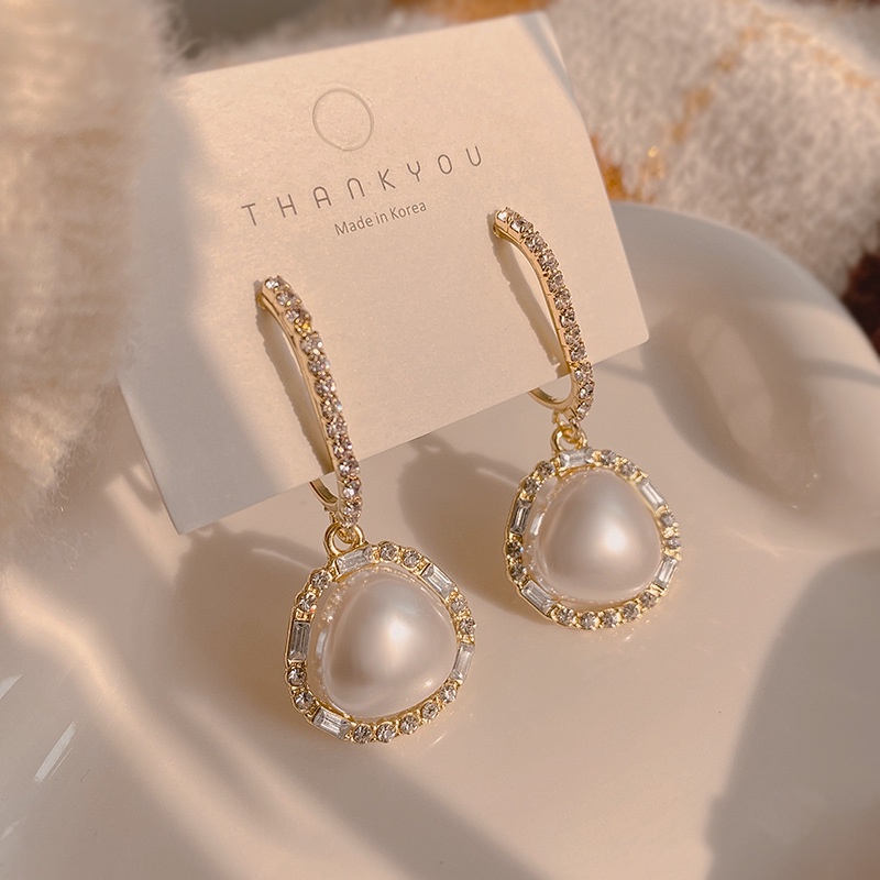 Đôi Khuyên Tai Đính Đá Và Ngọc Trai Thời Trang Cho Nữ