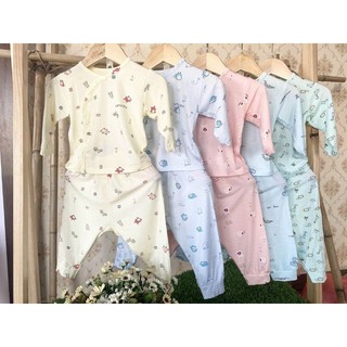 Bộ quần áo dài tay Unchi cúc lệch khuy bấm / chất vải petit mềm cực mát cho bé 3-9kg