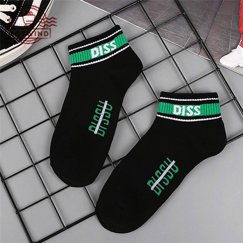 Vớ chân thêu chữ thời trang trẻ trung