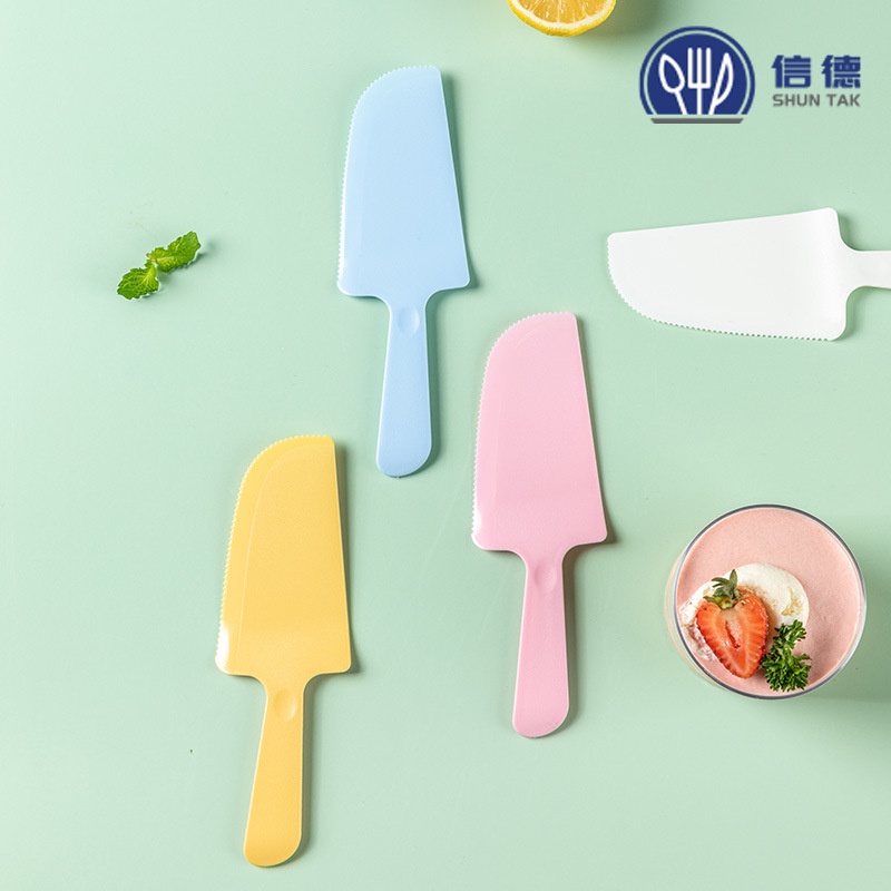 Dao Cắt Bánh Sinh Nhật Bằng Nhựa Dày Dùng Một Lần