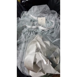 Đầm trễ vai phối lưới