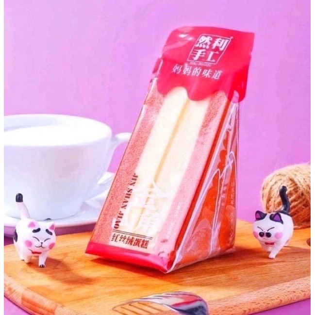Thùng 2kg tam giác nhiên lợi đủ vị (matcha, dâu tây, socola) siêu ngon