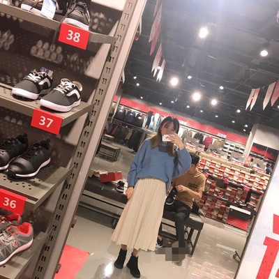 (ORDER) Chân váy xếp li dài 2 màu amazing girl - 4 ảnh thật cuối | BigBuy360 - bigbuy360.vn