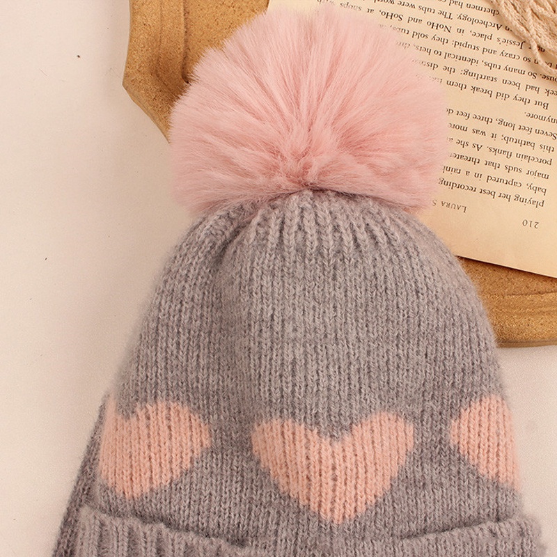 Mũ trùm đầu beanie đính quả bóng lông xù xinh xắn đáng yêu dành cho trẻ em