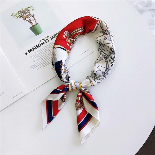 Khăn turban lụa vuông choàng cổ size 70x70cm thanh lịch phong cách nữ tính đa năng dùng làm áo yếm in hoạ tiết