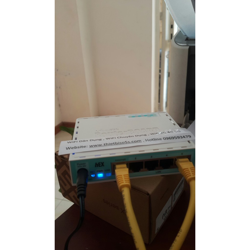 [Wifi Quán Cafe] Bộ 1  Router Mikrotik hEX RB750GR3 và 1 Wifi Unifi AC Lite chịu tải 80 User