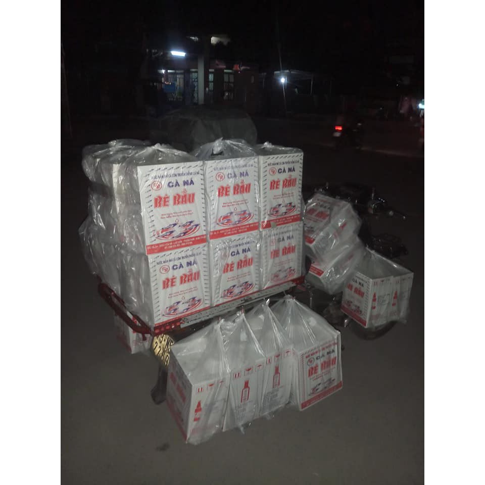 Giá sĩ,Nước mắm nhỉ cá cơm Bé Bầu (chai vuông 500ml)
