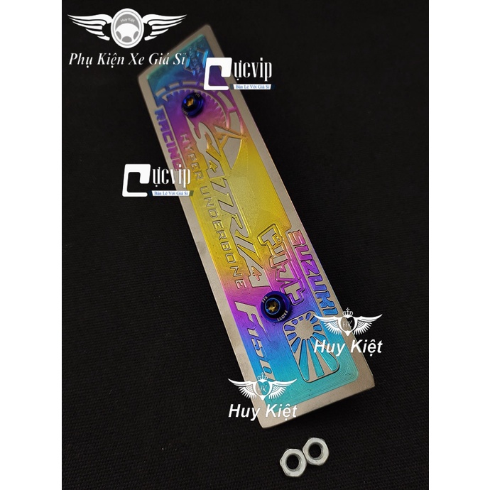 Bảng Tên Satria Titan Điện Phân 3D Mẫu VIP + 2 Ốc Proti Inox 304 Xi Titan + 2 Tán tặng Kèm MS5382