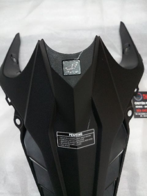 Lườn giữa Sonic 150