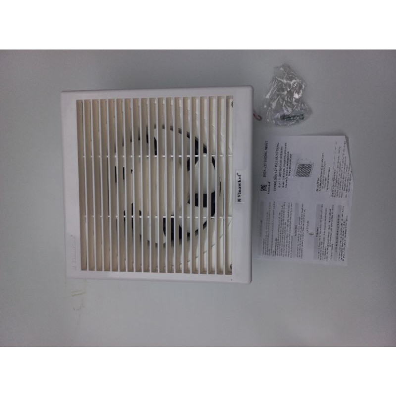 Quạt thông gió hút mùi nhà tắm ViNaWind QTG 150 -PN