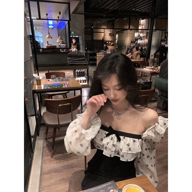 Đầm đen tay dài phối bèo nhún đính nơ phong cách Pháp thời trang mùa thu mới 2021