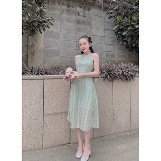 Đầm cổ yếm hở nơ lưng