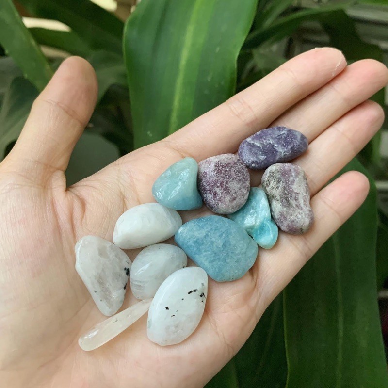 Hũ đá vụn thuỷ tinh mix thanh tẩy - LEPIDOLITE MOONSTONE AQUAMARINE BLACK TOURMALINE