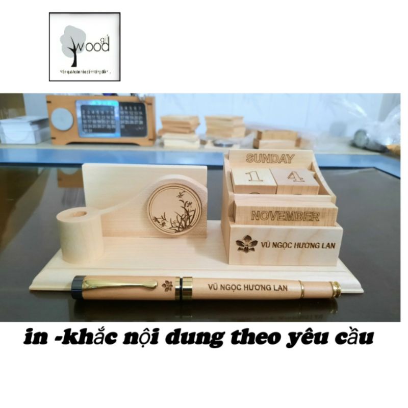 Bộ lịch cấm bút để bàn sang trọng làm bằng gỗ TN -Quà lưu niệm in khắc miễn phí theo yêu cầu bằng CN Laser ( k kèm bút)