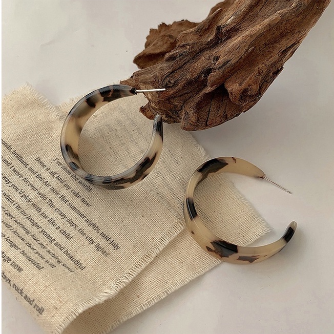 Bông tai hình tròn thiết kế Hàn Quốc cổ điển