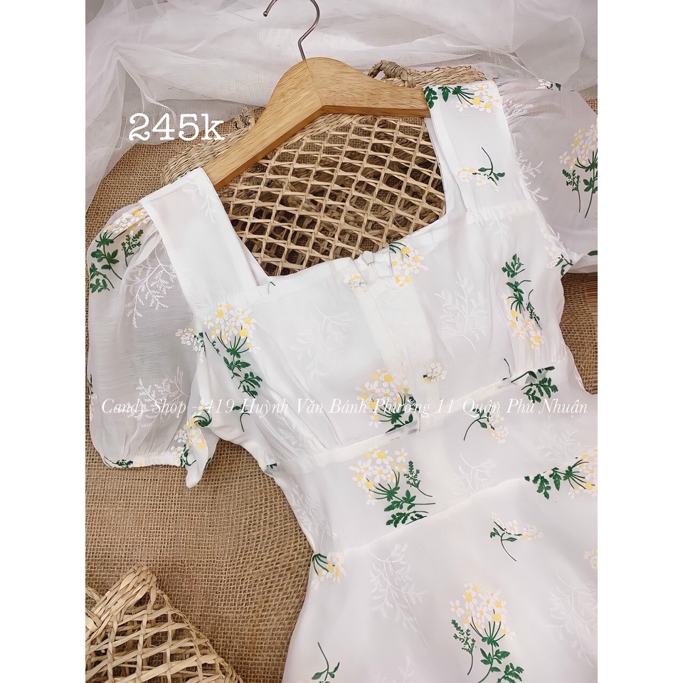 ĐẦM VÁY HOA LÁ CỔ VUÔNG - Hình Shop Chụp
