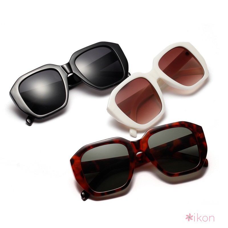 Kính mát vuông kiểu dáng retro đơn giản | BigBuy360 - bigbuy360.vn