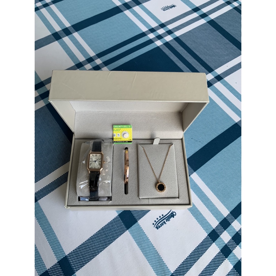 Đồng Hồ Nữ Gedi82012