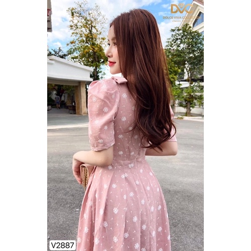 V2887 váy xoè hồng hoa trắng