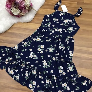 Váy vai bèo dễ thương