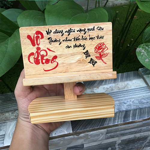 Giá đỡ điện thoại bằng gỗ Sunha viết chữ thư pháp, tiện dụng cho anh em văn phòng, để bàn làm việc CHOTO5239 | BigBuy360 - bigbuy360.vn