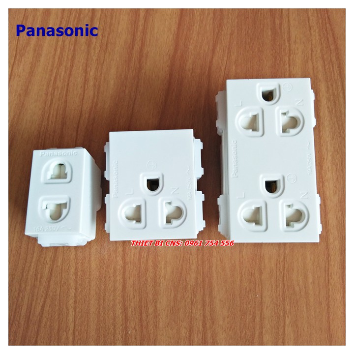 Ổ cắm Đơn - Đôi 2 chấu, 3 chấu Panasonic - Dòng Wide Series - Chính hãng