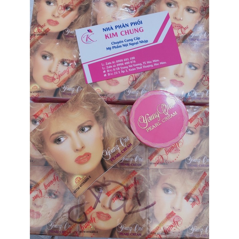 Kem cô gái tóc xù Thái Lan