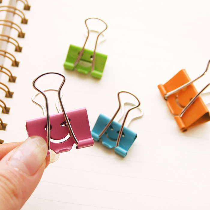 Kẹp giấy mặt cười inox xinh xắn (Set 2 cái - Màu ngẫu nhiên)