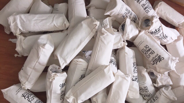 Bình nc 1l 35k, 600ml 30k,