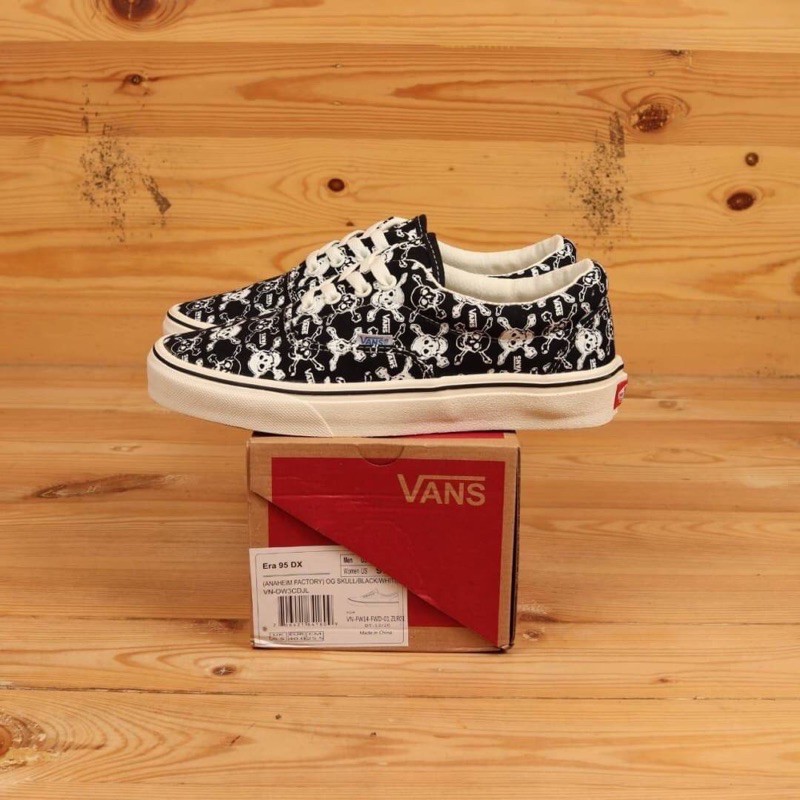 Giày Thể Thao Vans Era 95 Dx Anaheim Họa Tiết Đầu Lâu Cá Tính