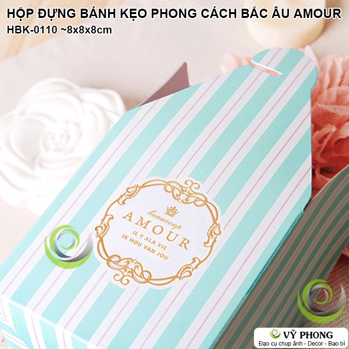 HỘP GIẤY ĐỰNG BÁNH KẸO QUÀ TẶNG CÁC DỊP LỂ ĐÁM CƯỚI PHONG CÁCH BẮC ÂU SANG TRỌNG CHỮ NHŨ VÀNG HBK-0110