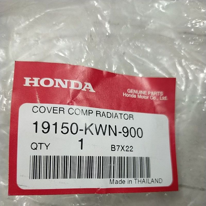 Chụp CHE Két Nước Honda Pcx 125 đời đầu 2011