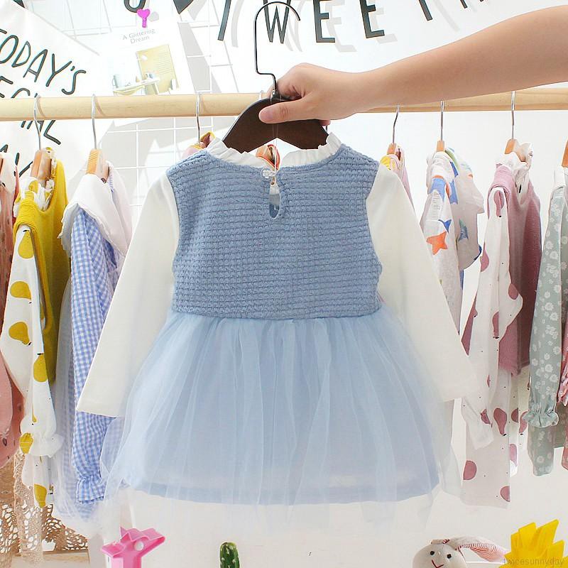 Đầm ren phối họa tiết xinh xắn cho bé gái