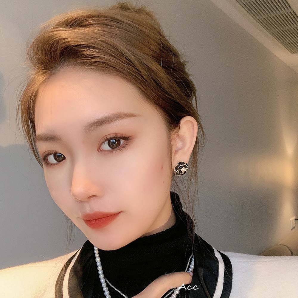 Khuyên Tai Nữ Trang Tạo Hình Bông Hoa Thanh Lịch