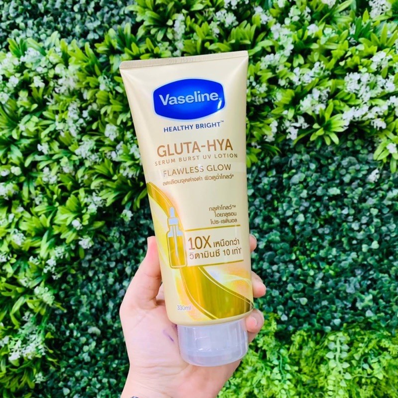 Sữa Dưỡng Thể Vaseline Healthy Bright Gluta HYA Serum 10X