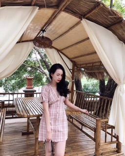 Đầm caro tay phồng