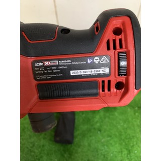 thân máy chà nhắn Ozito 18v