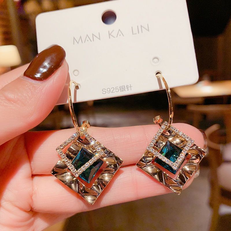 Khuyên tai bạc S925 - Bông tai nữ đa giác đính đá xanh lục lấp lánh sang chảnh xinh đẹp ZaZa.accessories KT8058