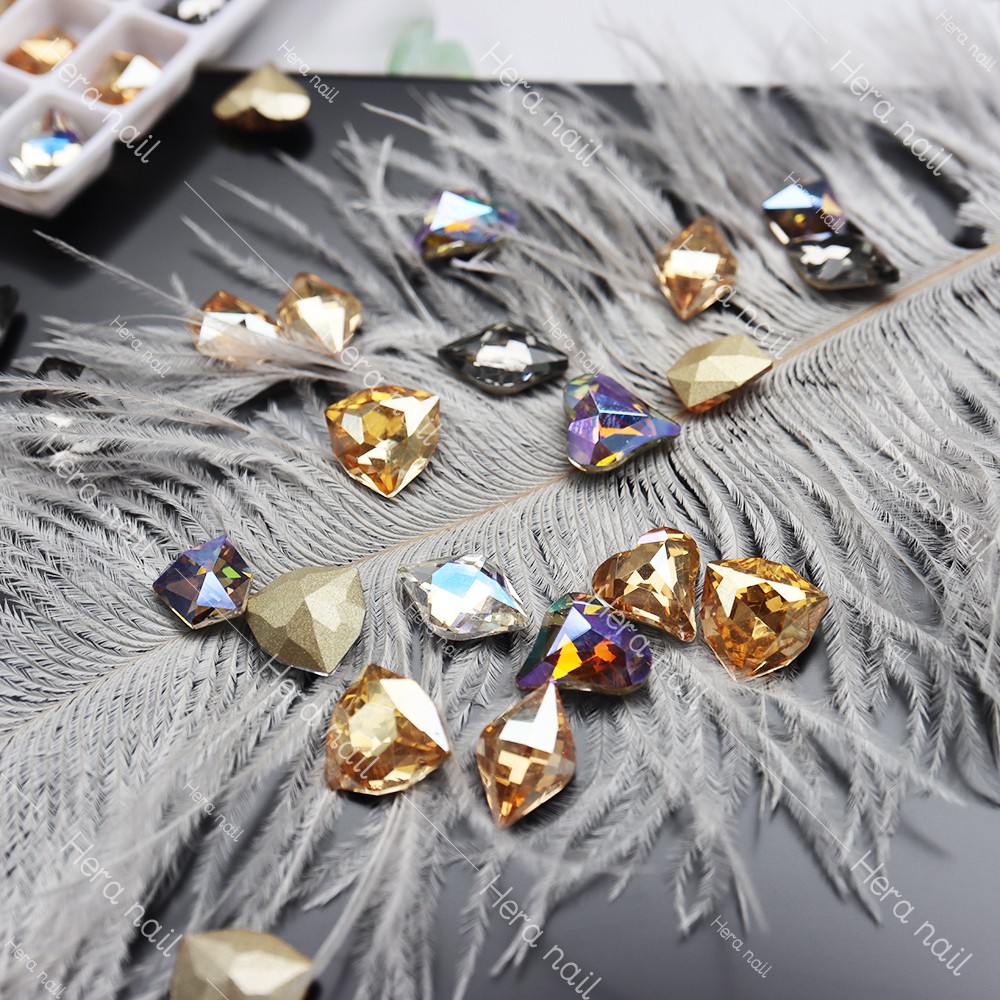 Đá khối nail đính móng tay