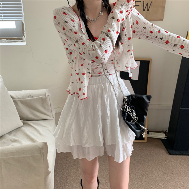 Bộ Đồ Hai Mảnh Áo Hai Dây Họa Tiết Dâu Tây 42644 + Áo Khoác Camisole42644