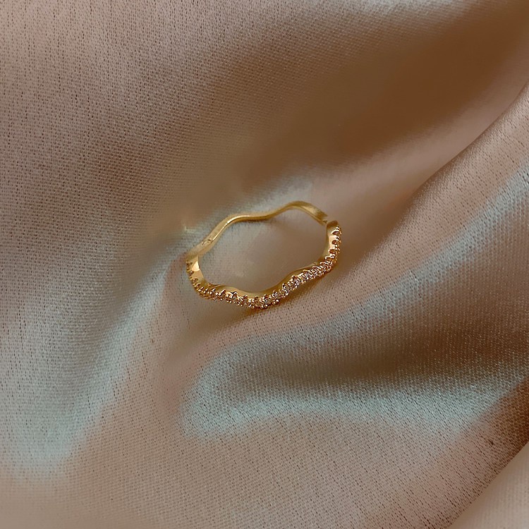 Nhẫn Đính Đá zircon Thiết Kế Sang Trọng